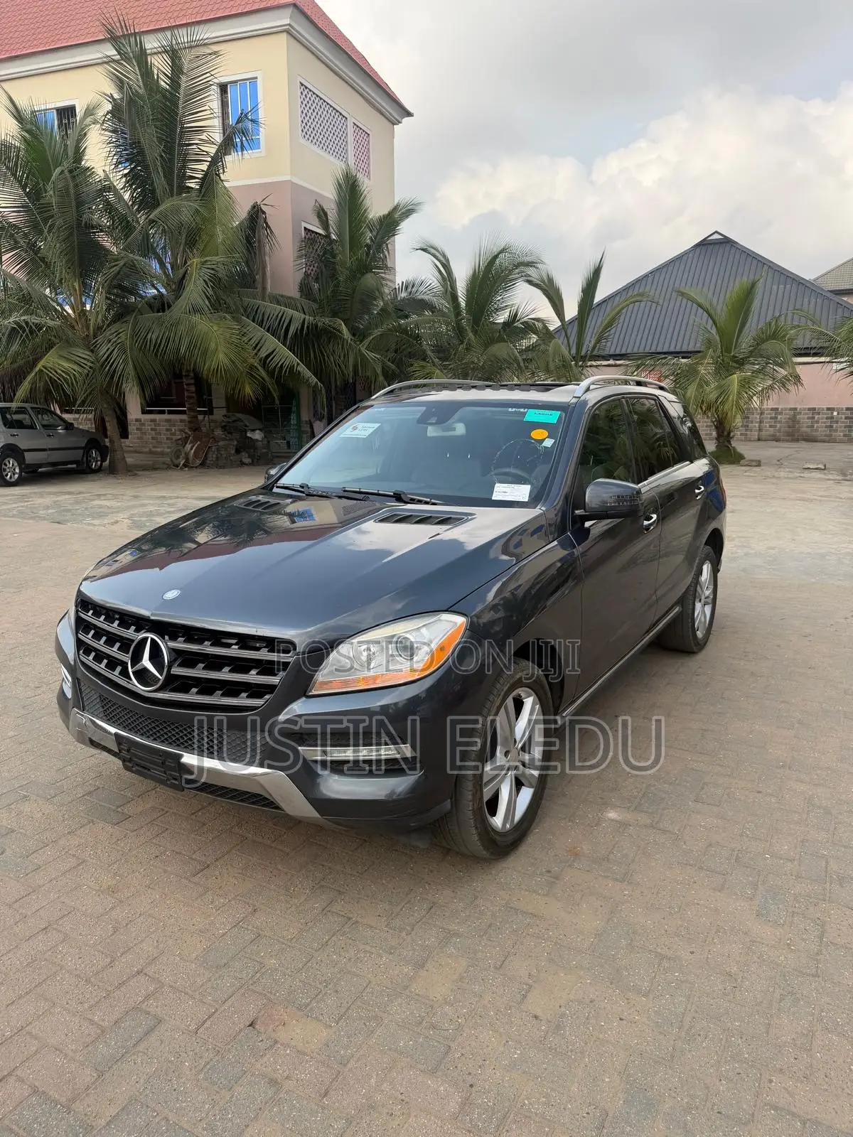 Mercedes-Benz M Class ML350 4dr SUV (3.5L 6cyl 7A) 2015 Gray