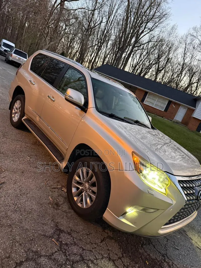 Lexus GX 460 Base 2014 Gold