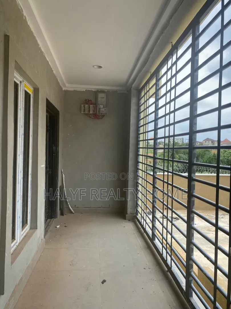 3bdrm Block of Flats in Kaura for rent