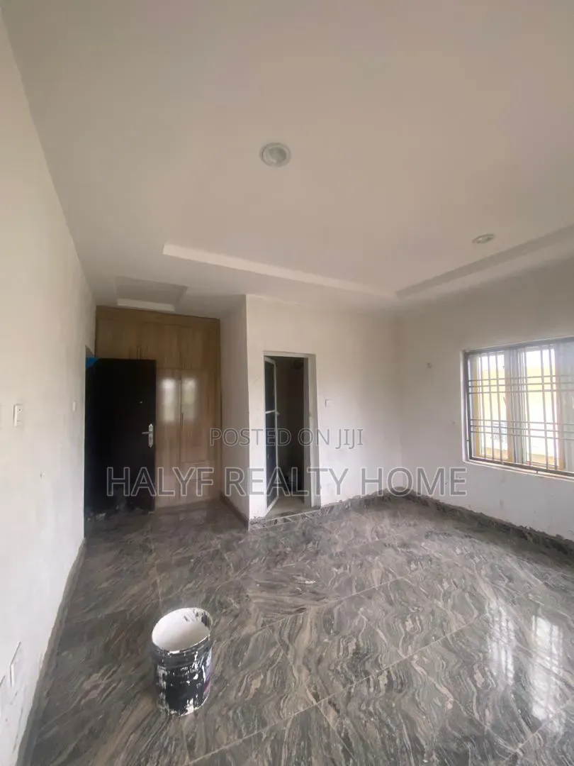 3bdrm Block of Flats in Kaura for rent