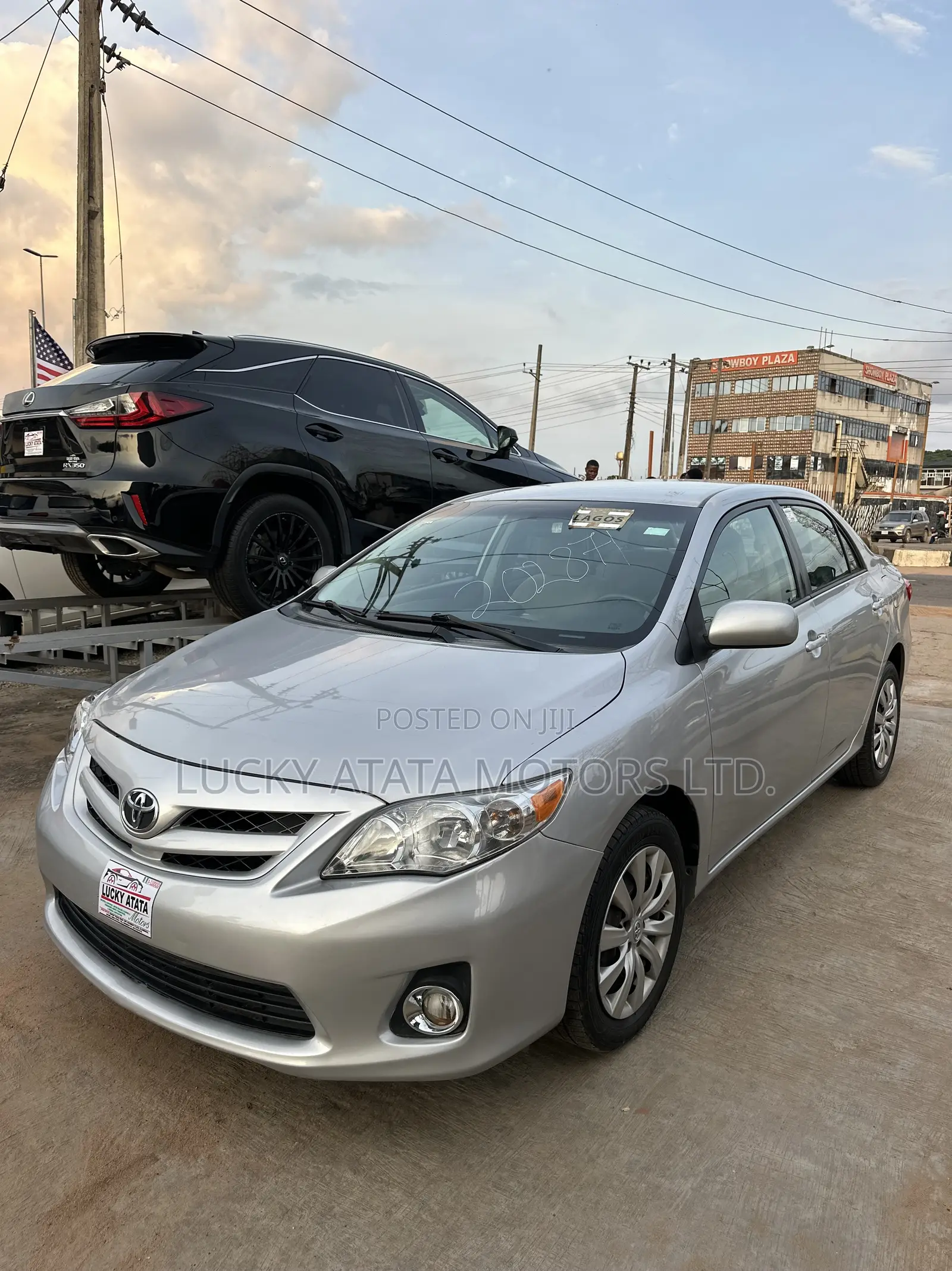 Toyota Corolla 2012 Silver