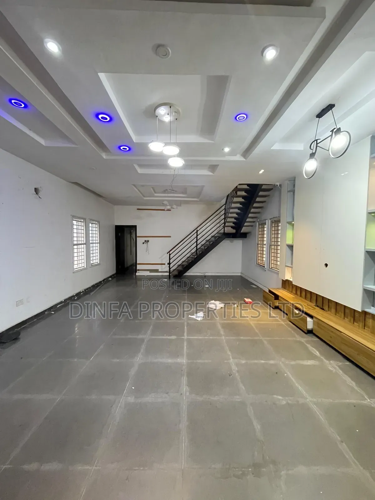4bdrm Duplex in Thomas Estate for rent