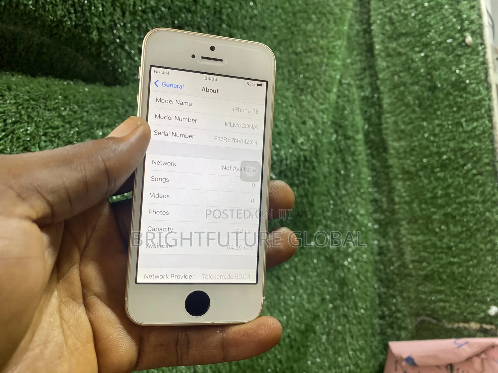 Apple iPhone SE 64 GB Gold