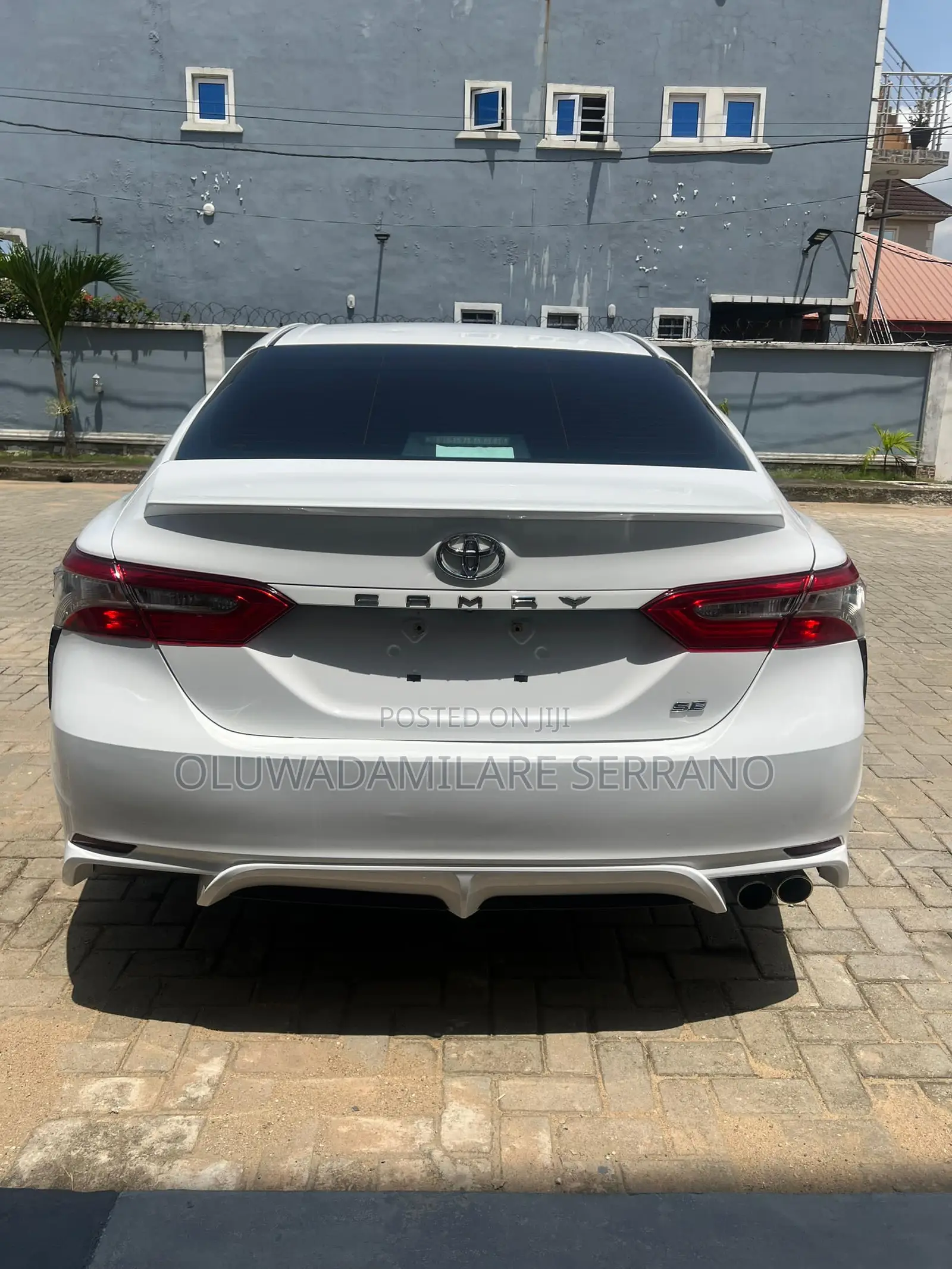 Toyota Camry 2018 White
