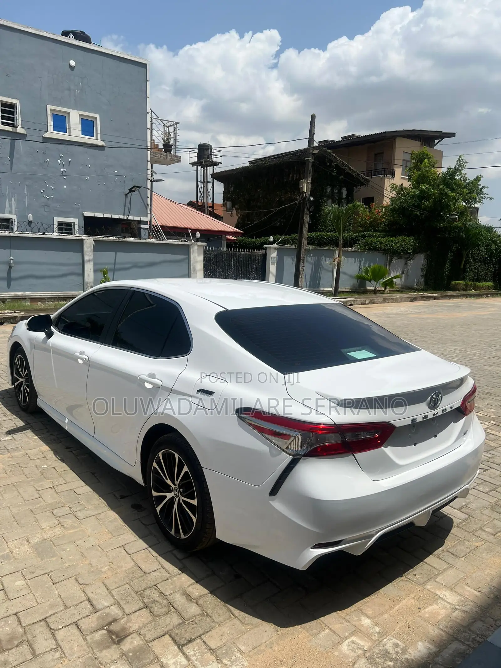 Toyota Camry 2018 White