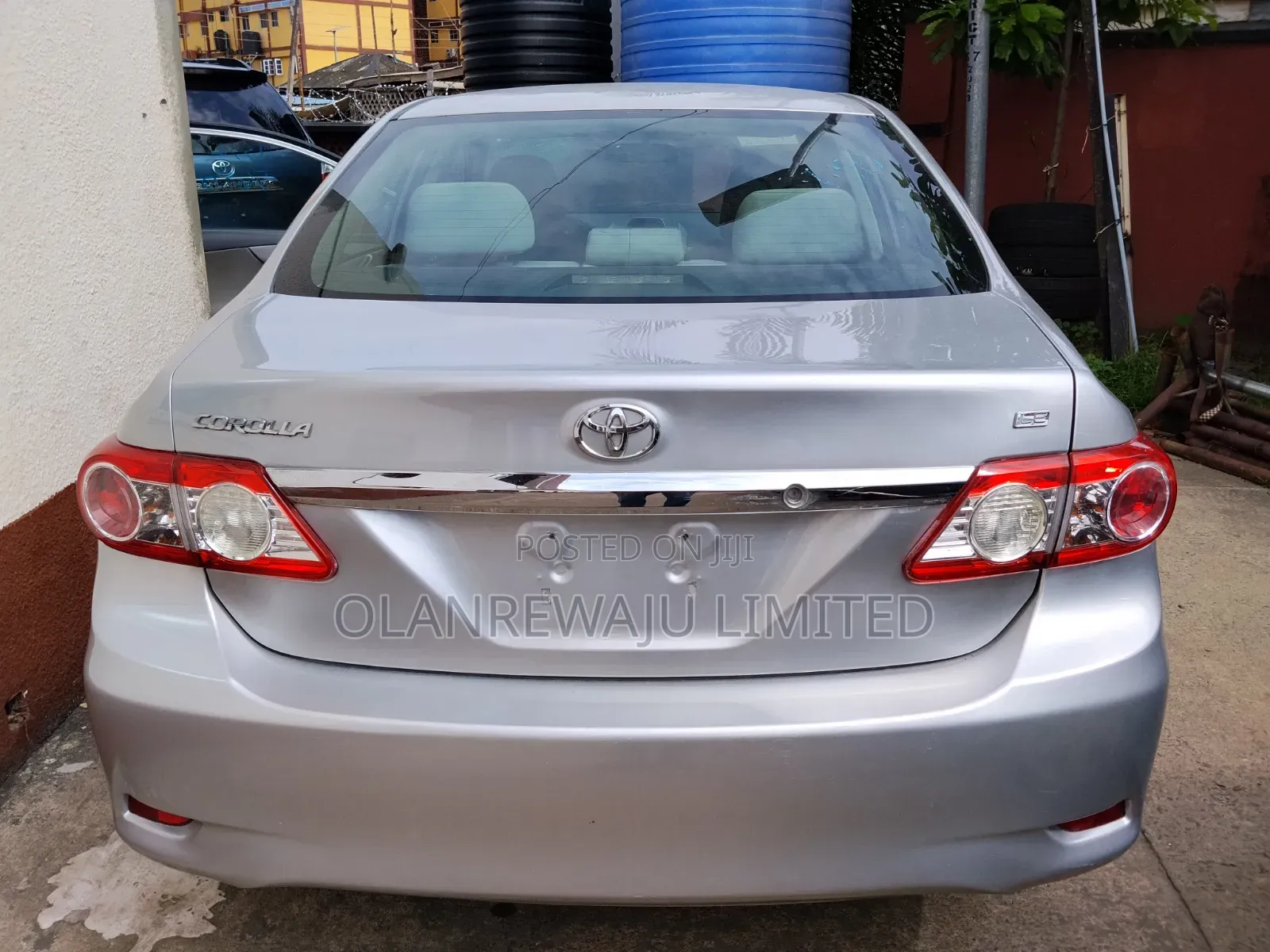 Toyota Corolla LE 4dr Sedan (1.8L 4cyl 4A) 2013 Silver