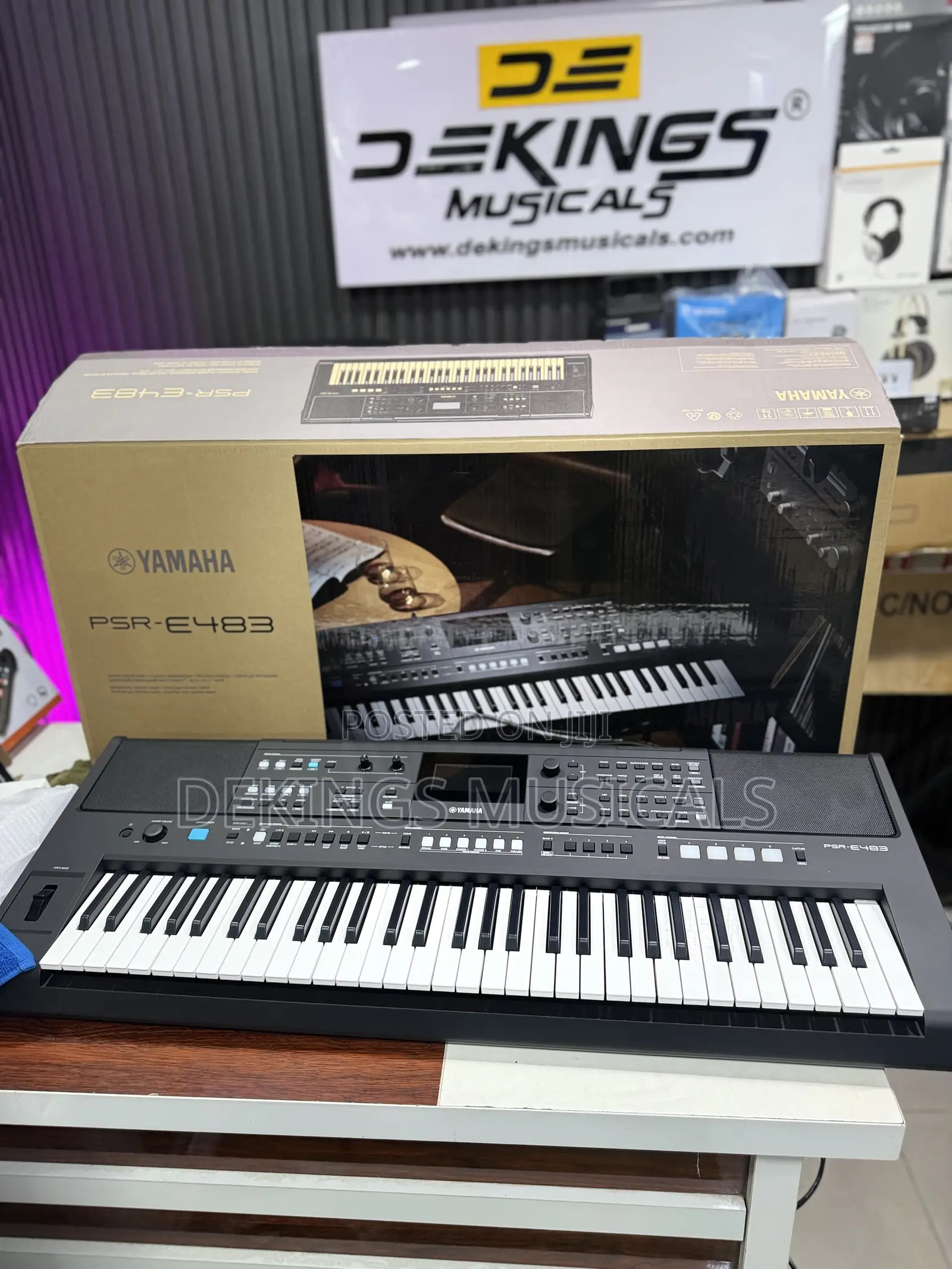 Professional Yamaha PSR E483 Keyboard for Church