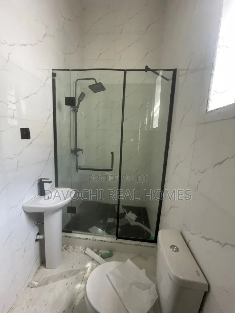 4bdrm Duplex in Osapa london for rent
