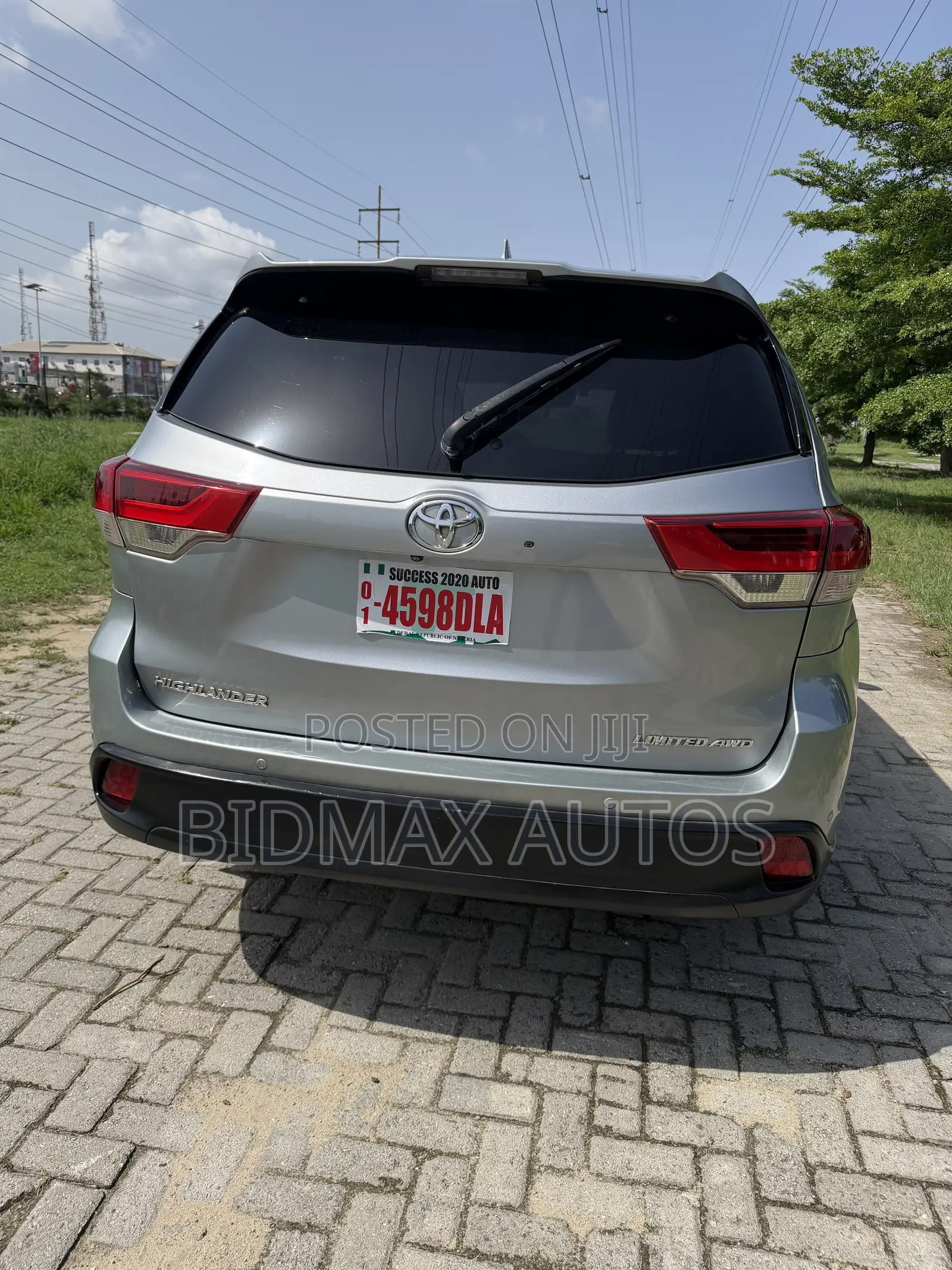 Toyota Highlander Limited V6 4x4 (3.5L 6cyl 6A) 2016 Silver