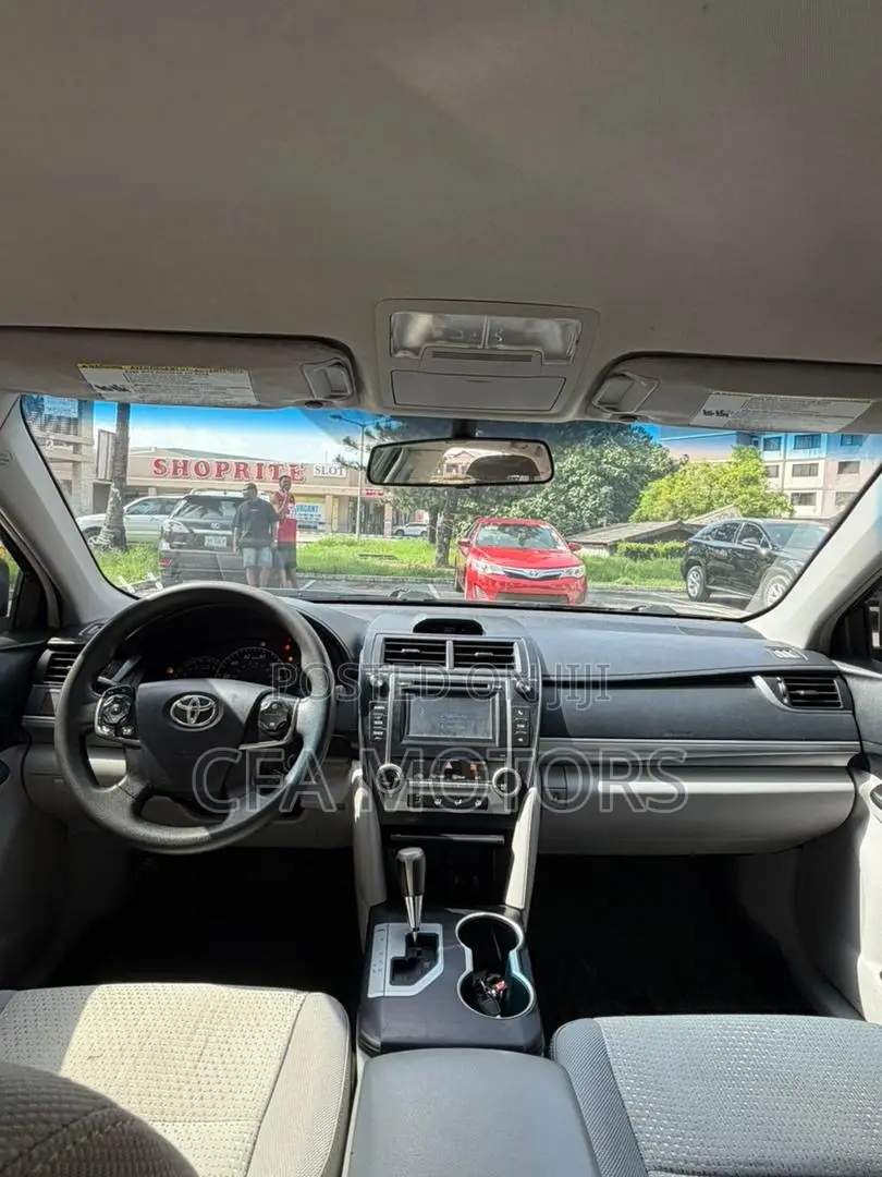 Toyota Camry LE 4dr Sedan (2.5L 4cyl 6A) 2012 Black
