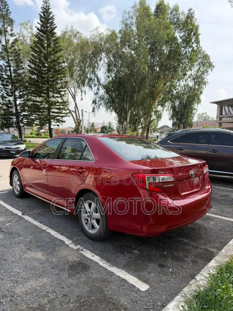 Toyota Camry 2012 Red
