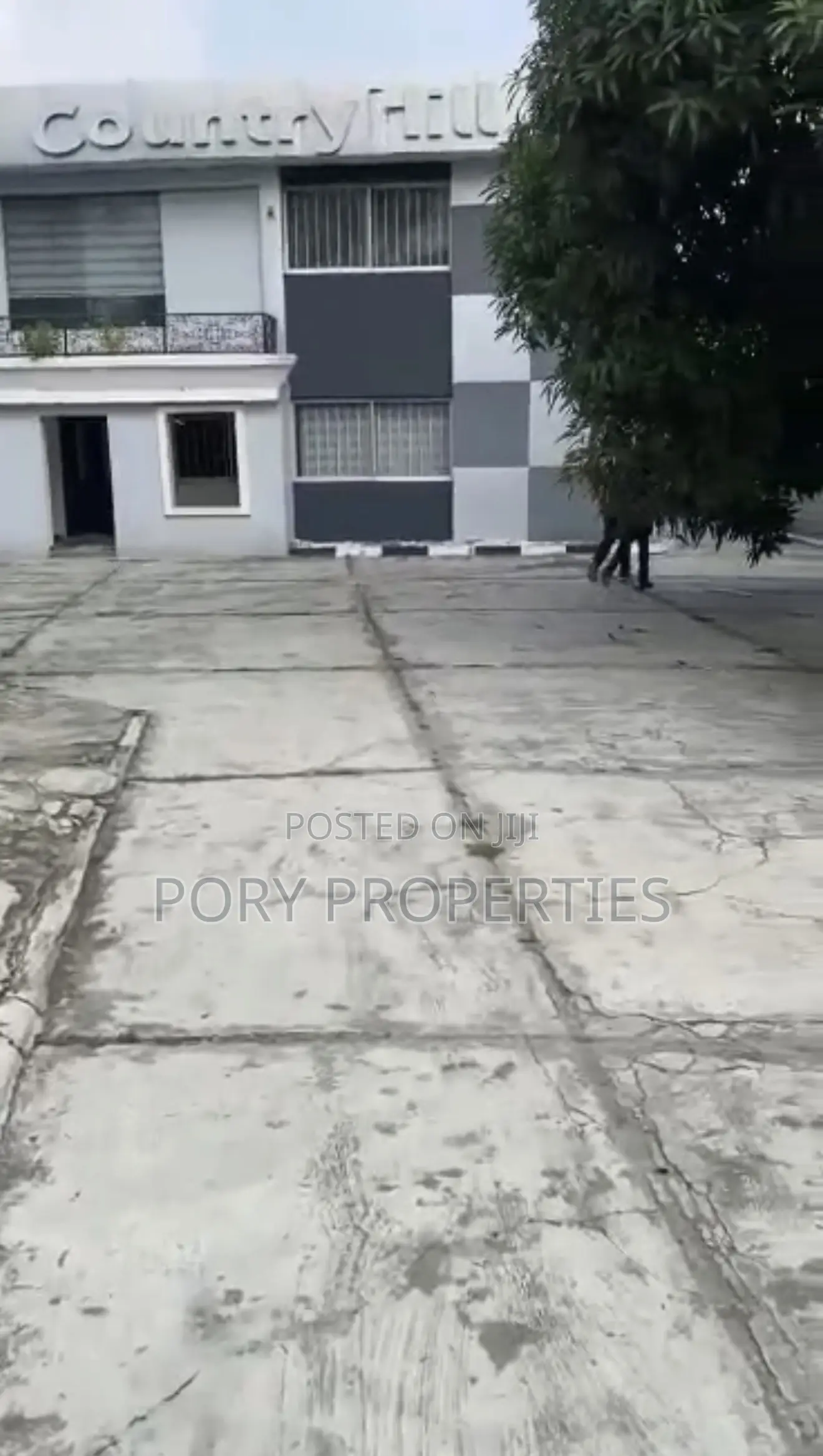 Commercial Building Strategically Located in High Demand Environment