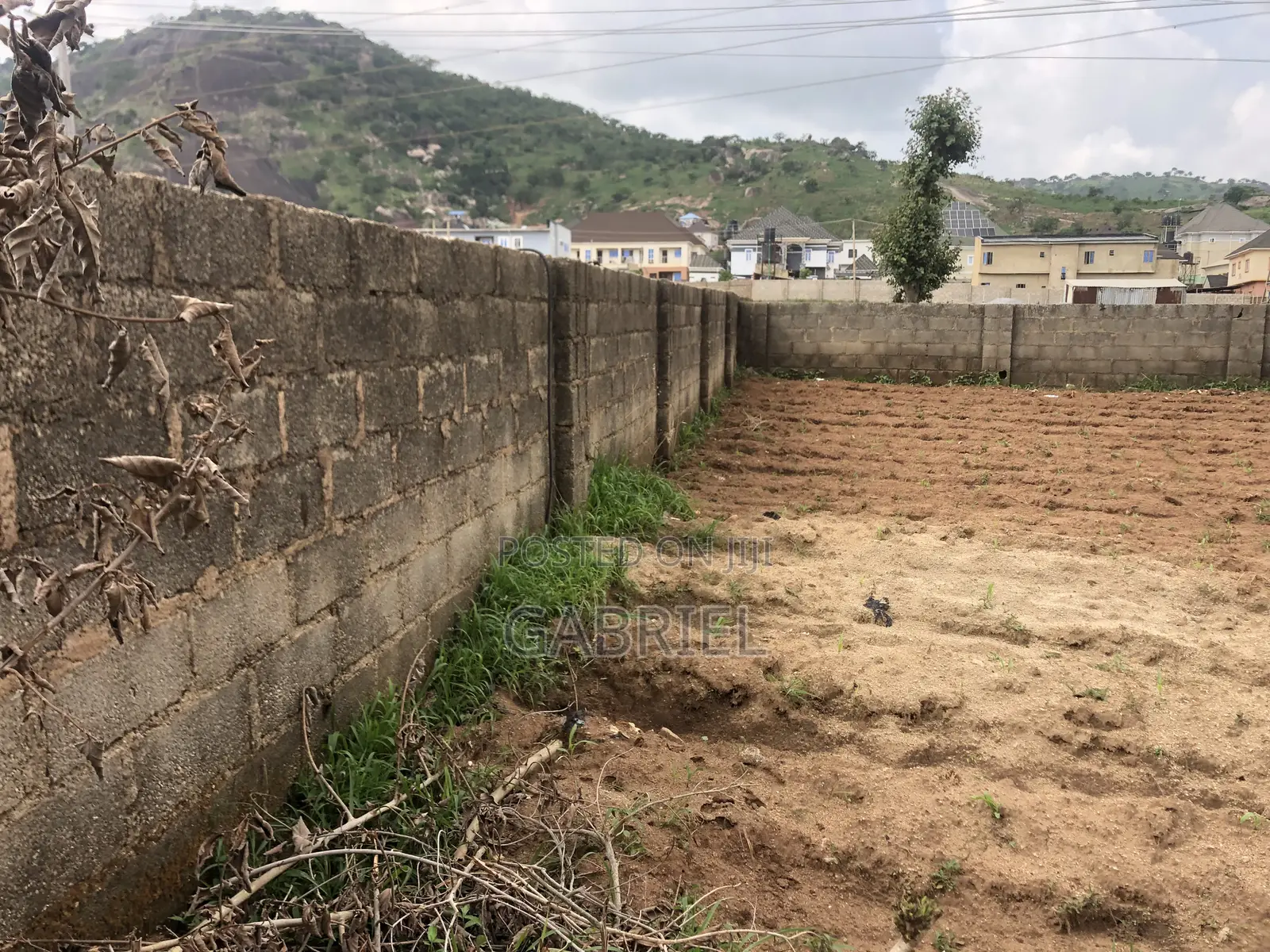 Strategic Plot of Land for Sale
