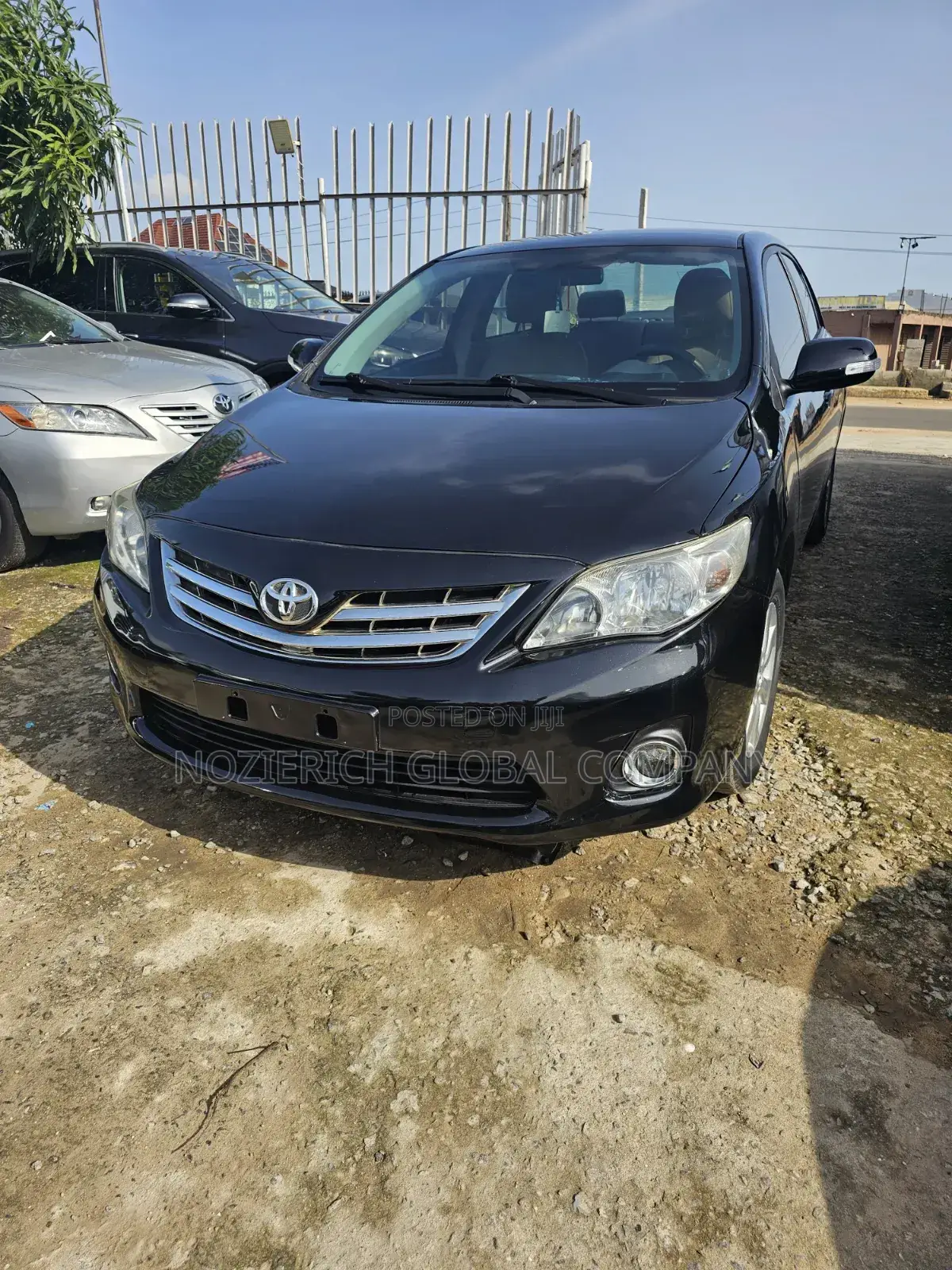 Toyota Corolla LE 4dr Sedan (1.8L 4cyl 4A) 2012 Black