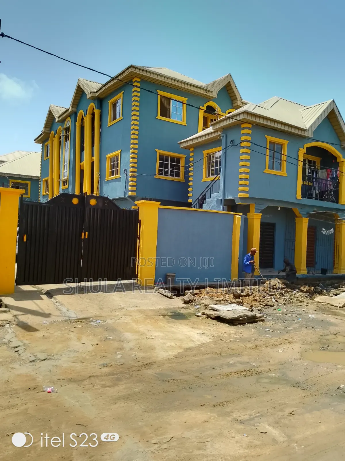 Furnished 20bdrm House in Ajangbadi for sale