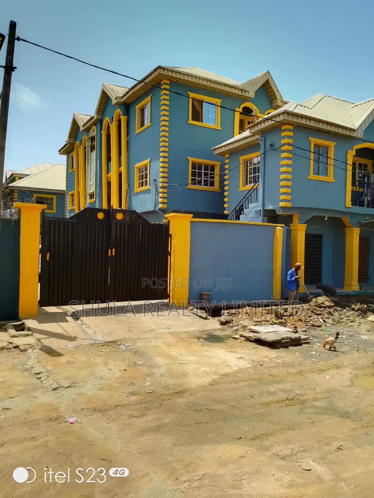Furnished 20bdrm House in Ajangbadi for sale