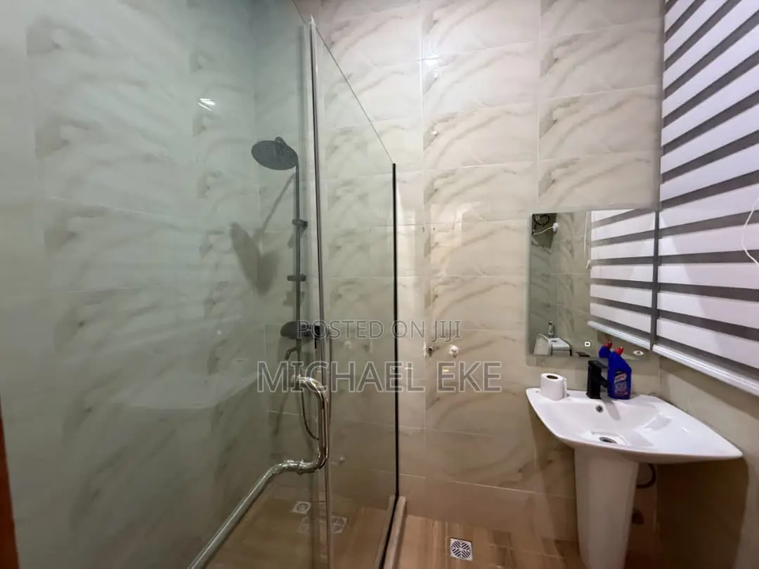 Luxury 2 Bedroom Apartment