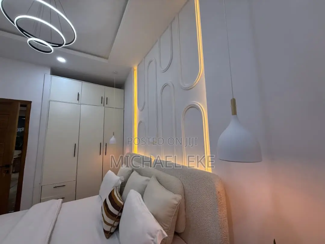 Luxury 2 Bedroom Apartment