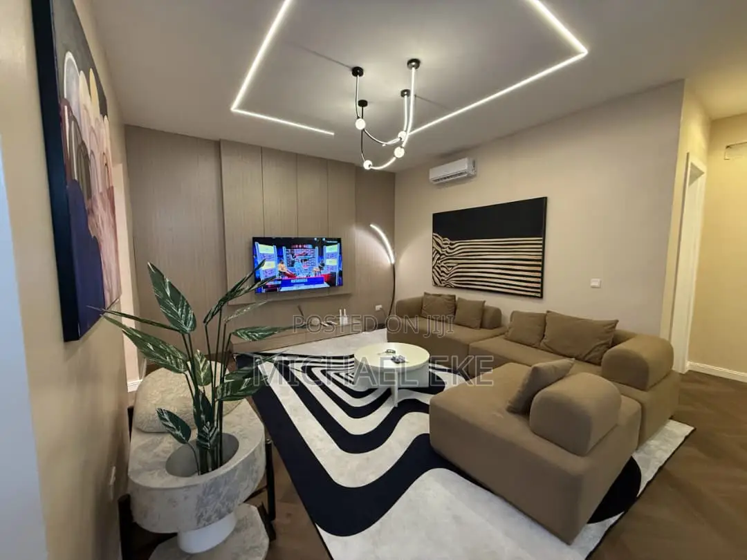 Cozy 2 Bedroom Apartment