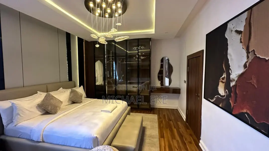 Luxury 2 Bedroom Apartment