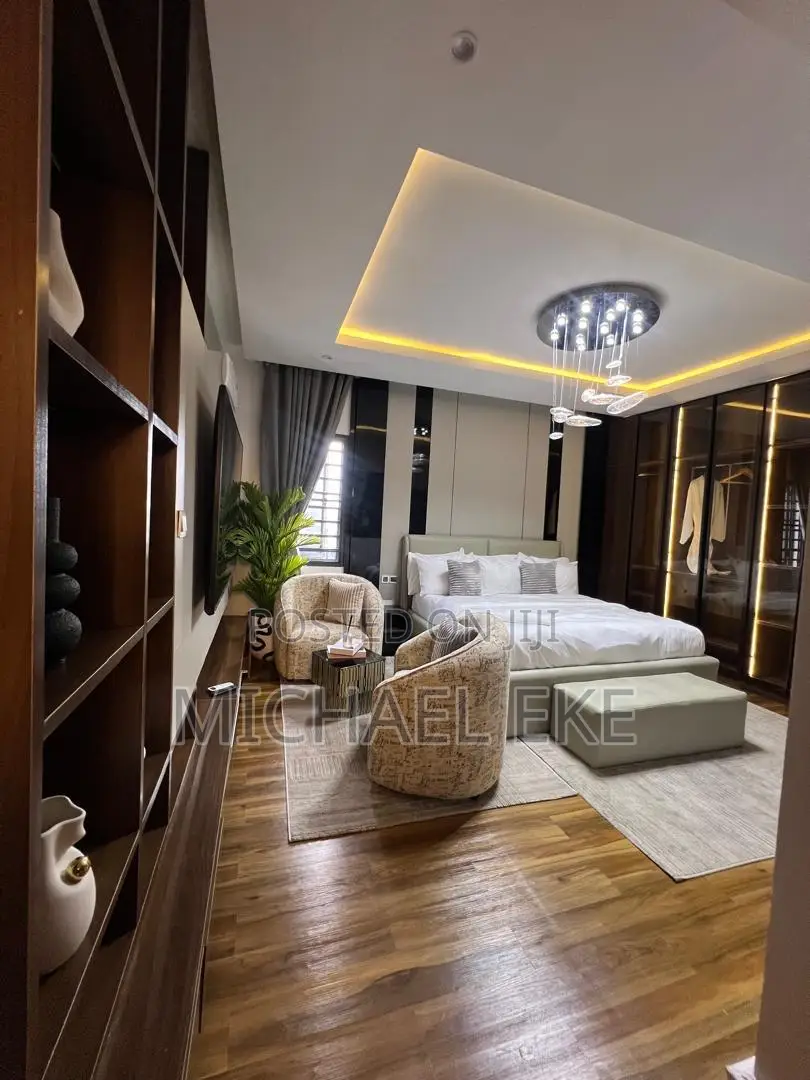 Luxury 2 Bedroom Apartment