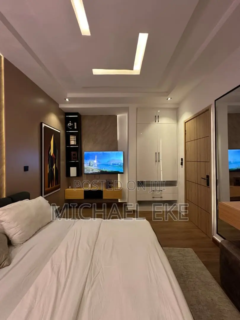 Cozy 2 Bedroom Apartment With Beach View