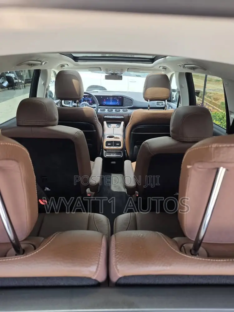 New Mercedes-Benz GLS-Class GLS 580 4MATIC AWD 2025