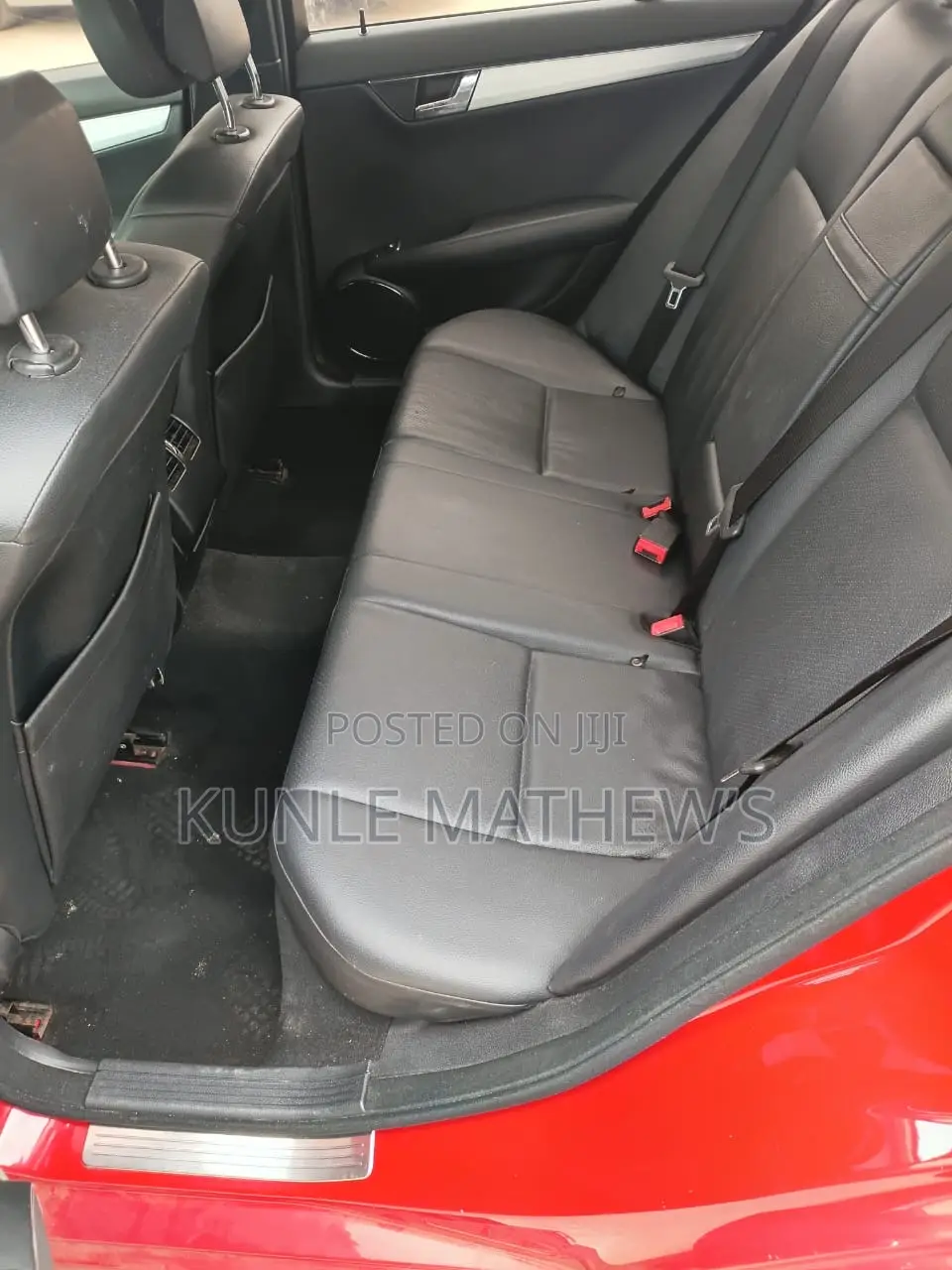 Mercedes-Benz C300 2009 Red