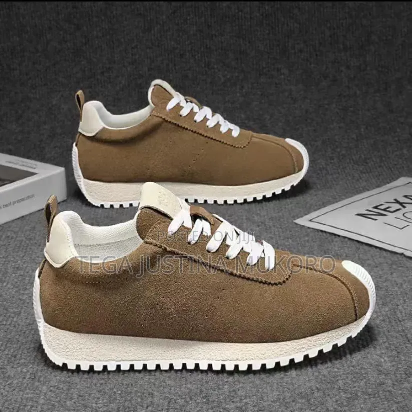 High Quality Stock Fashion Unisex Footwear