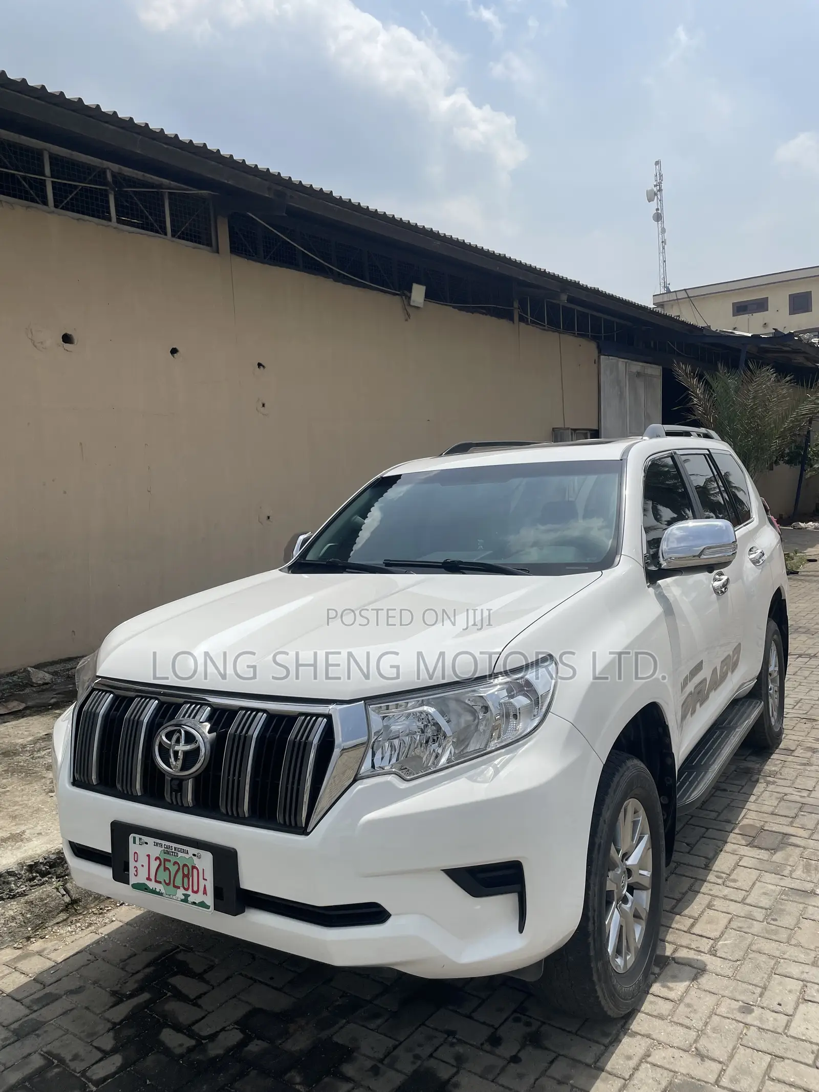 Toyota Land Cruiser Prado 2018 White
