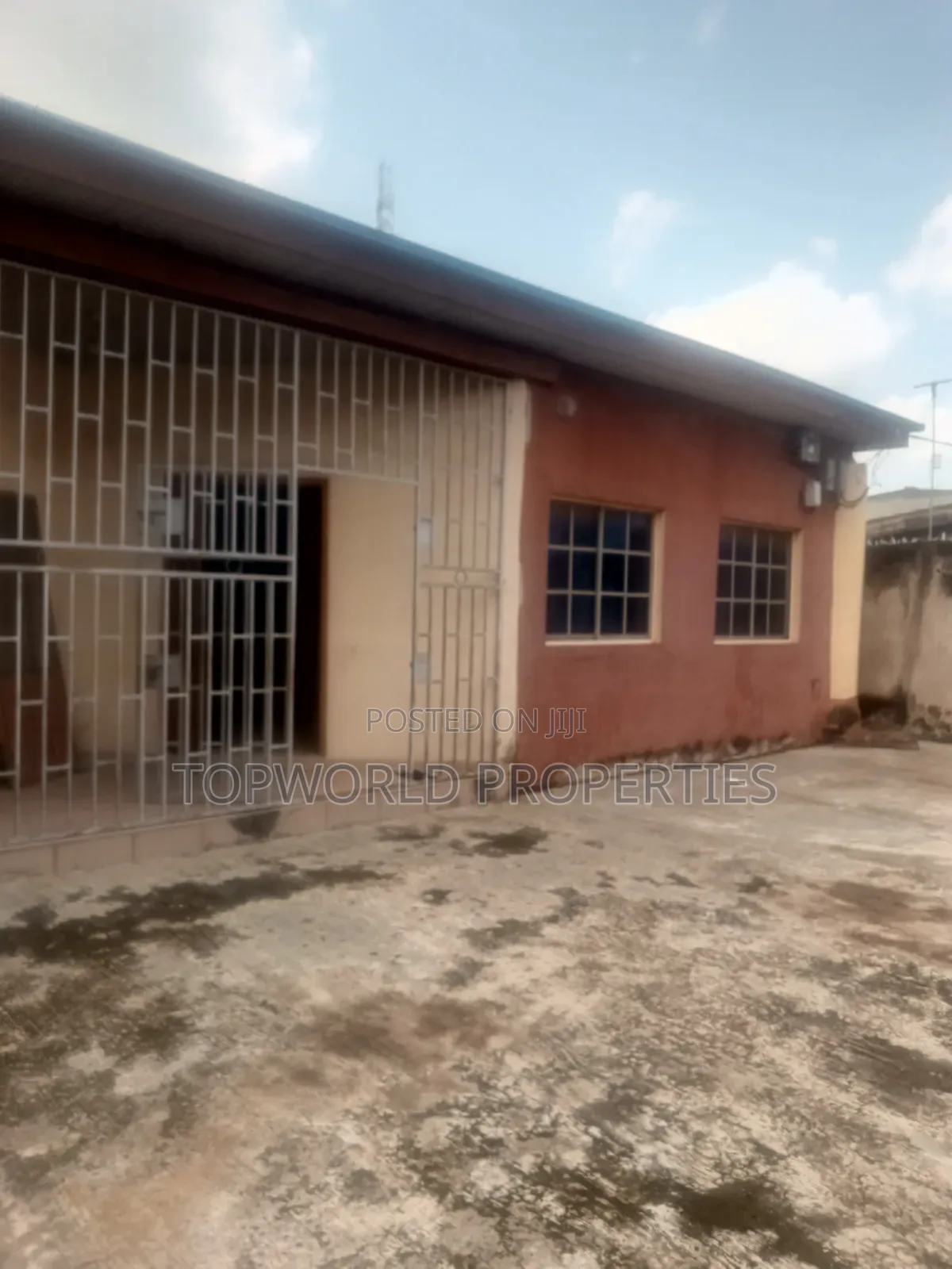 2bdrm Bungalow in New Oko Oba Ifako for sale
