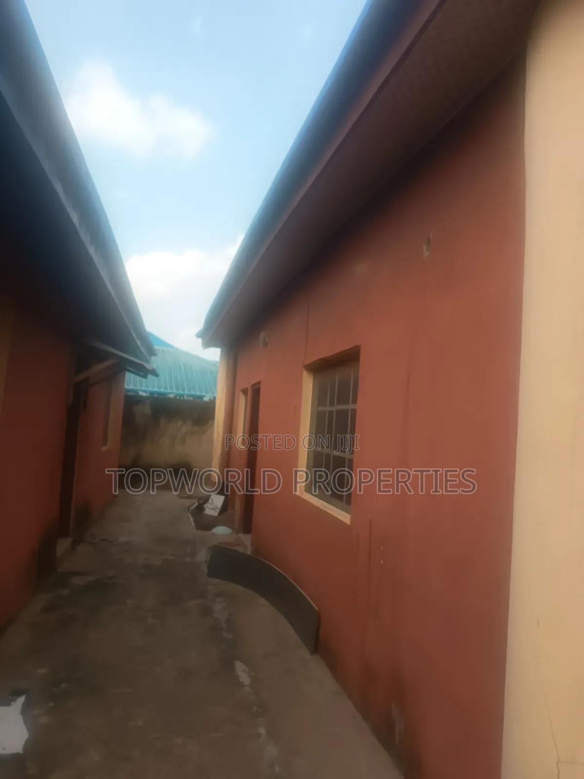 2bdrm Bungalow in New Oko Oba Ifako for sale