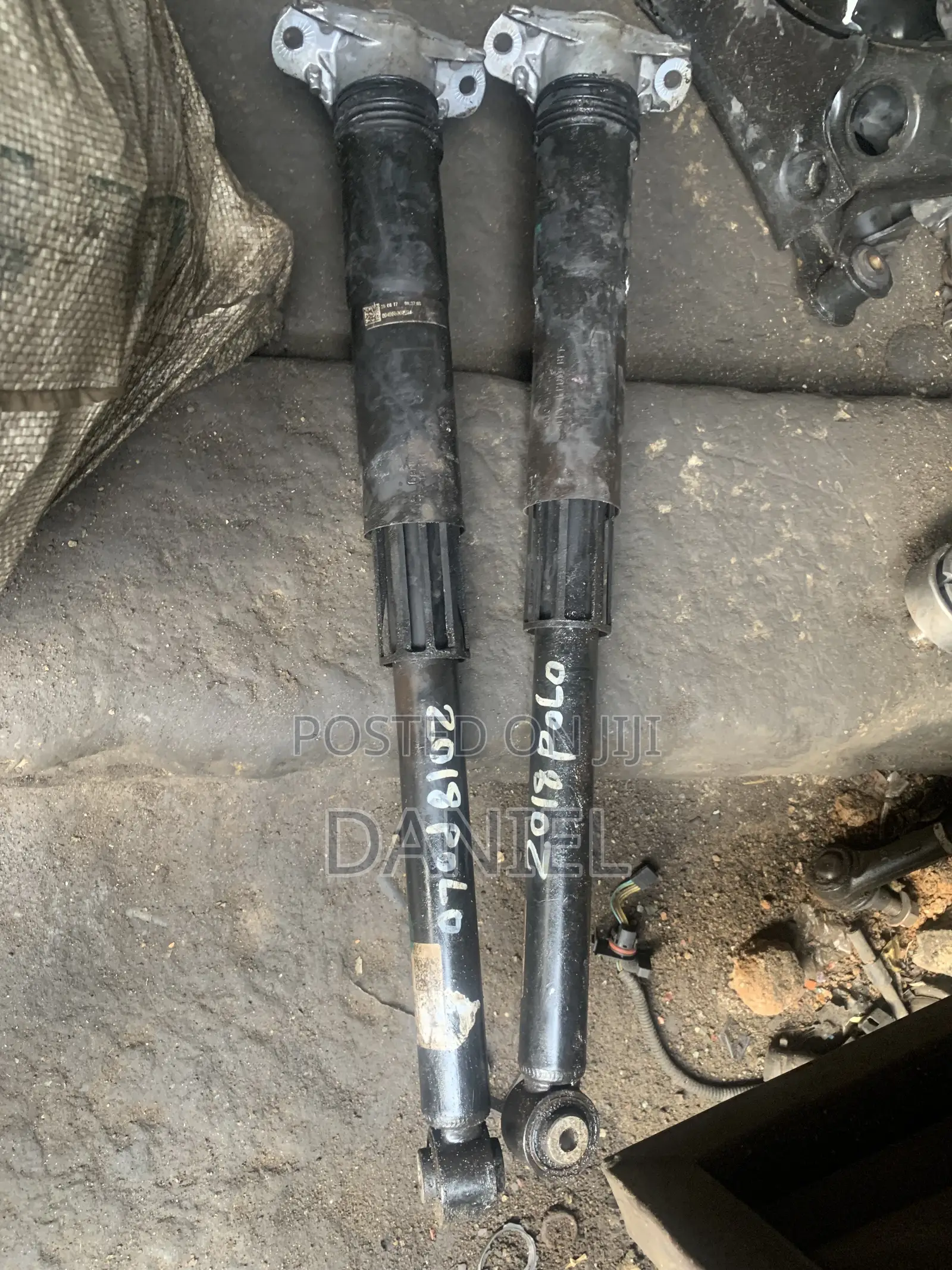 Volkswagen Polo 2018 Back Shock