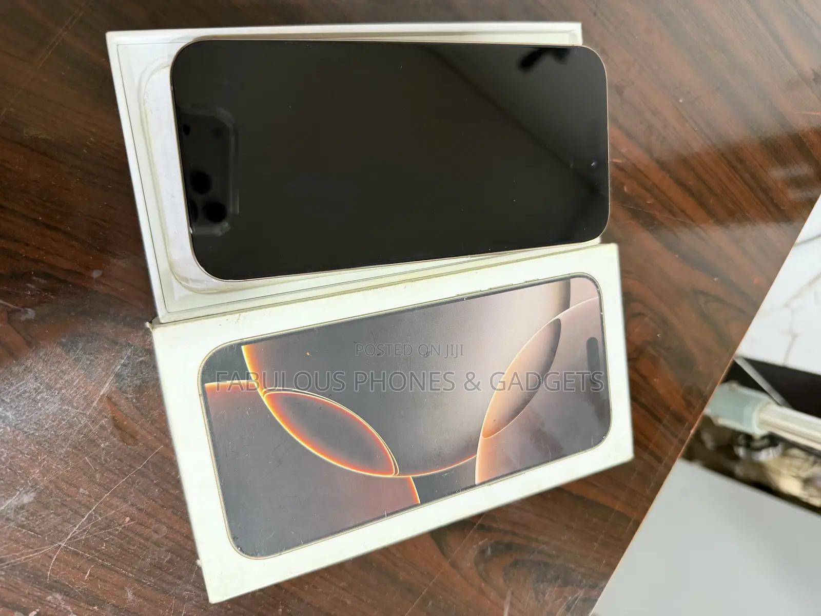 Apple iPhone 16 Pro Max 1 TB Gold