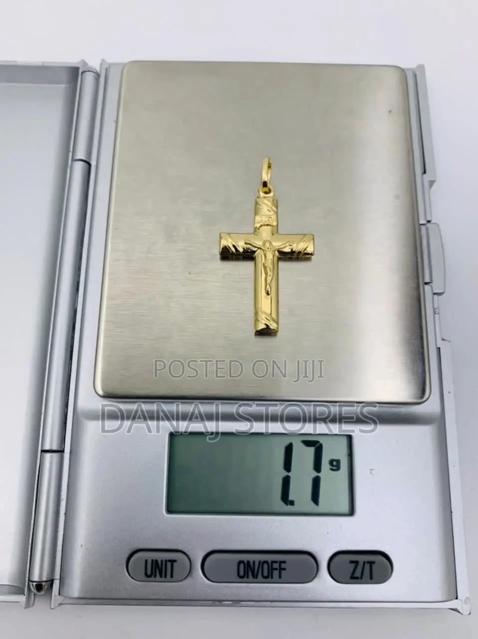 Original 18 Karat Stylish Gold Pendants (Accessories)