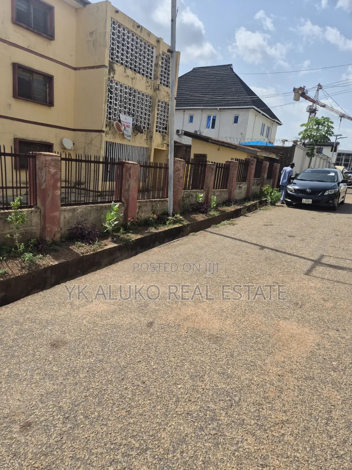 9bdrm Block of Flats in Gra Estate, Ilorin South for sale