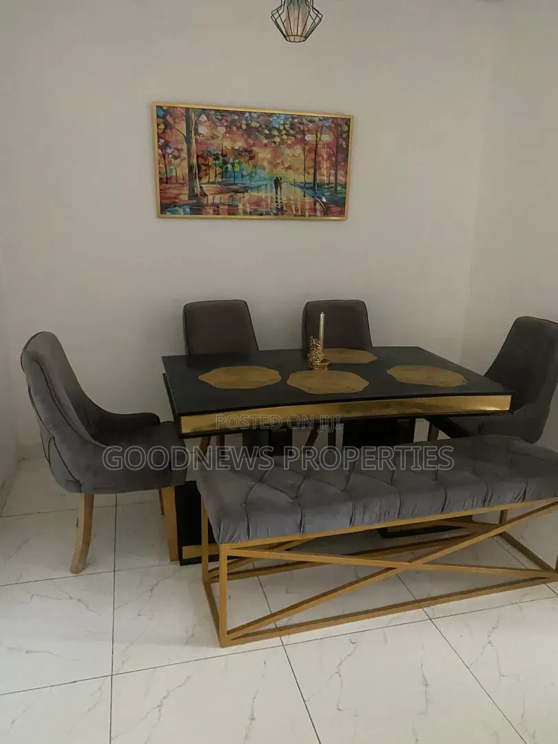 Furnished 2bdrm Apartment in Vgc for rent
