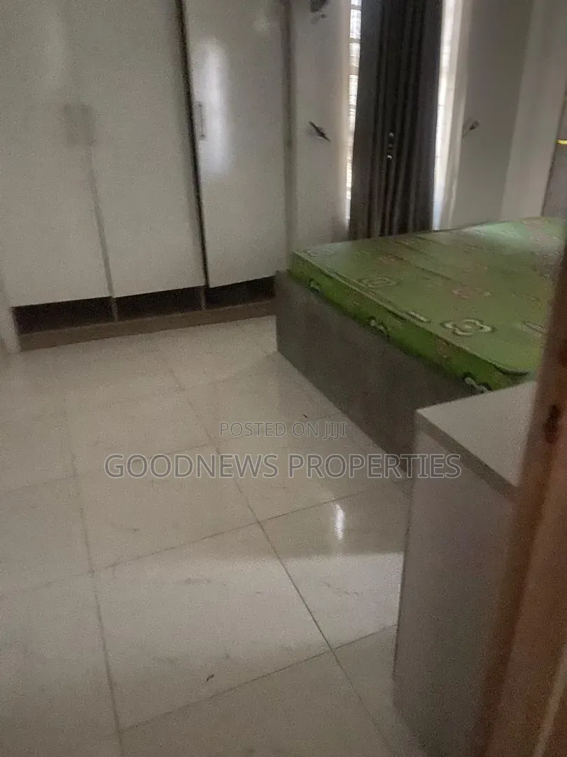 Furnished 2bdrm Apartment in Vgc for rent