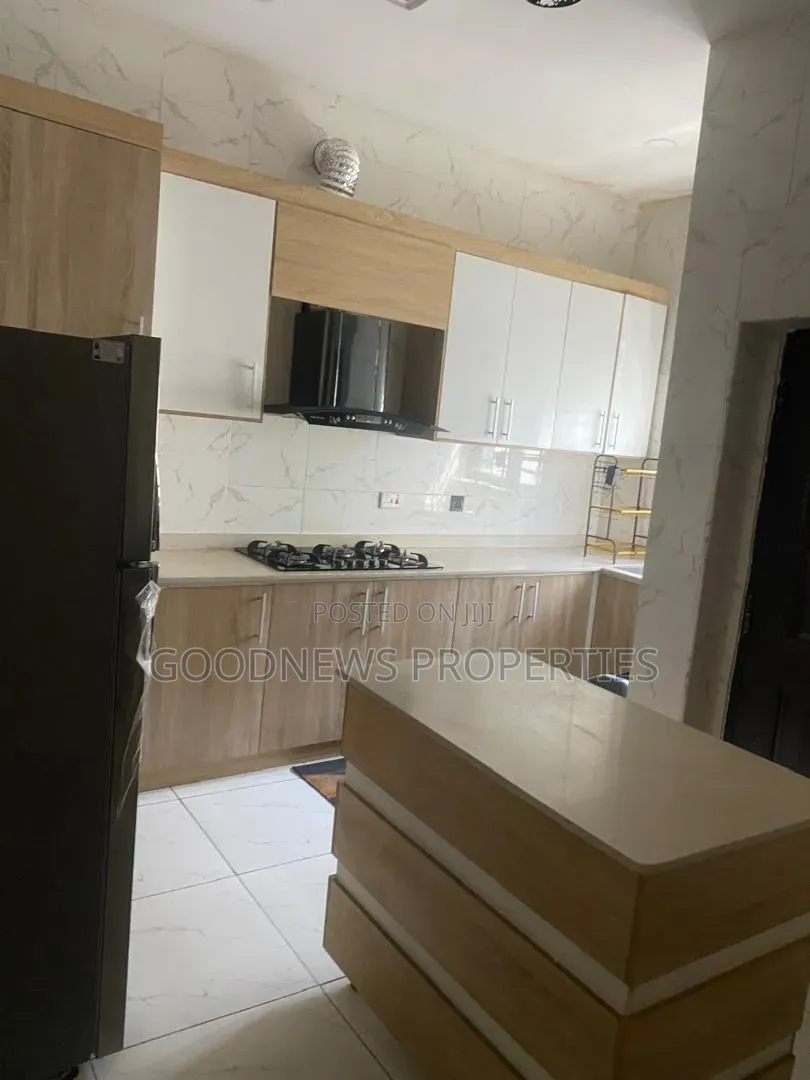 Furnished 2bdrm Apartment in Vgc for rent