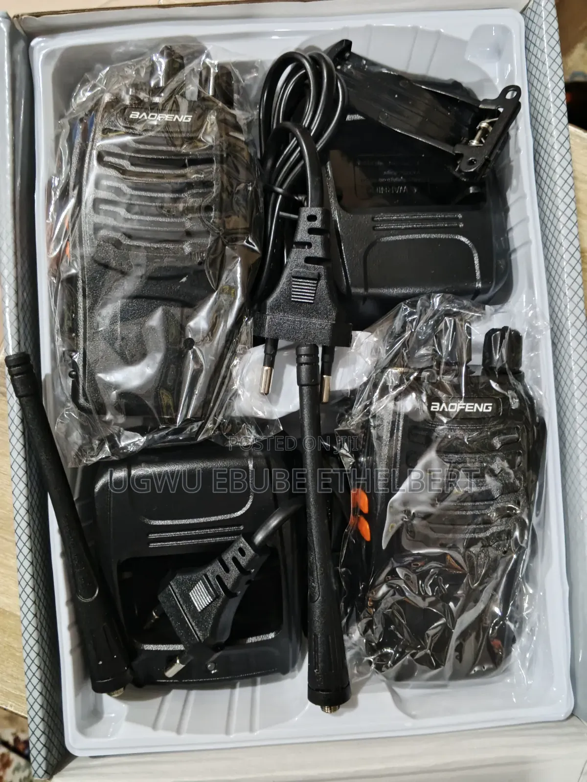 Motor Rola Bafeng Portable Two Way Radio