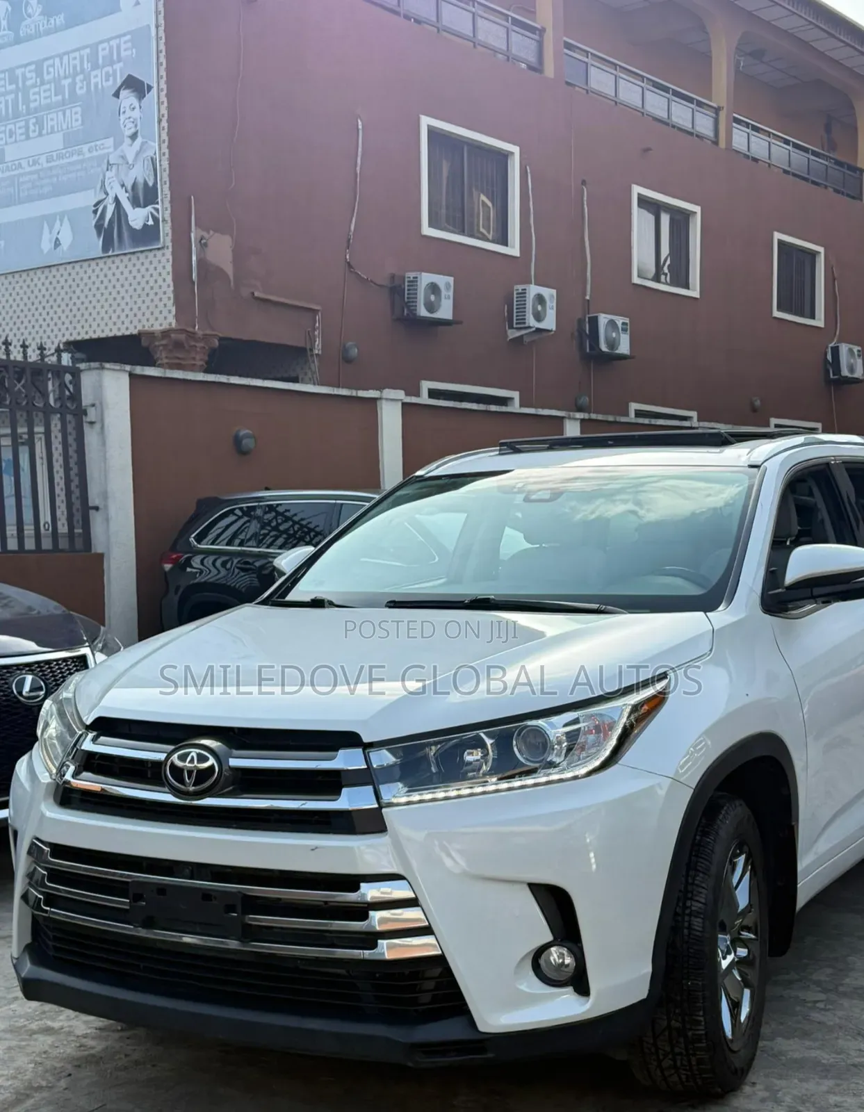 Toyota Highlander Limited 4x2 V6 (3.5L 6cyl 8A) 2017 White