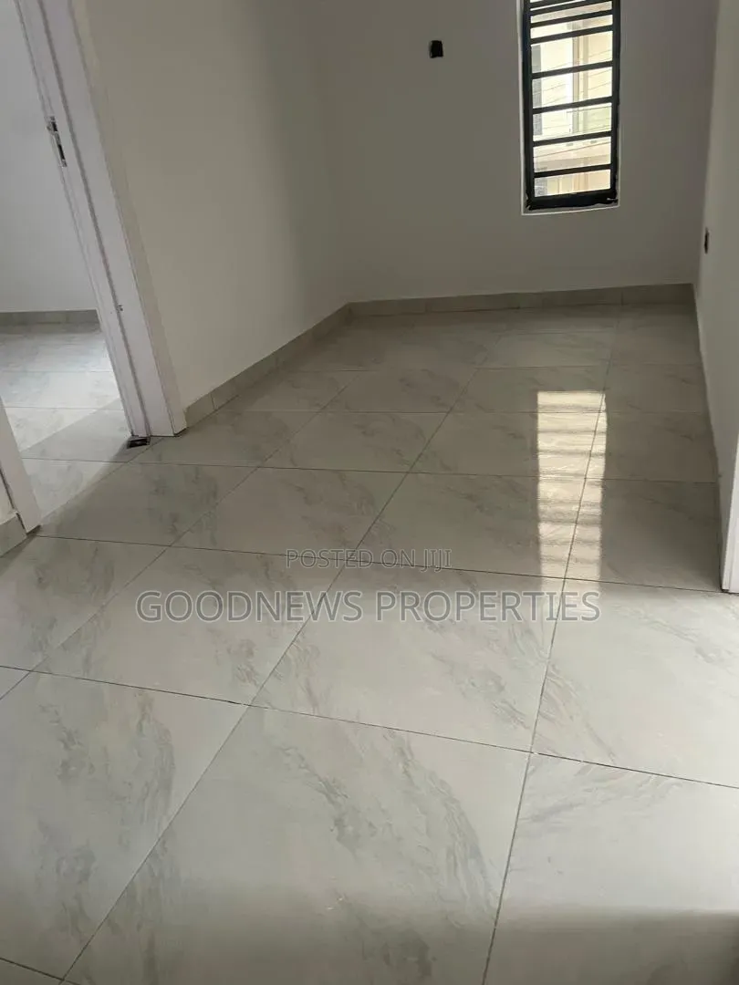 4bdrm Duplex in Ikota for rent