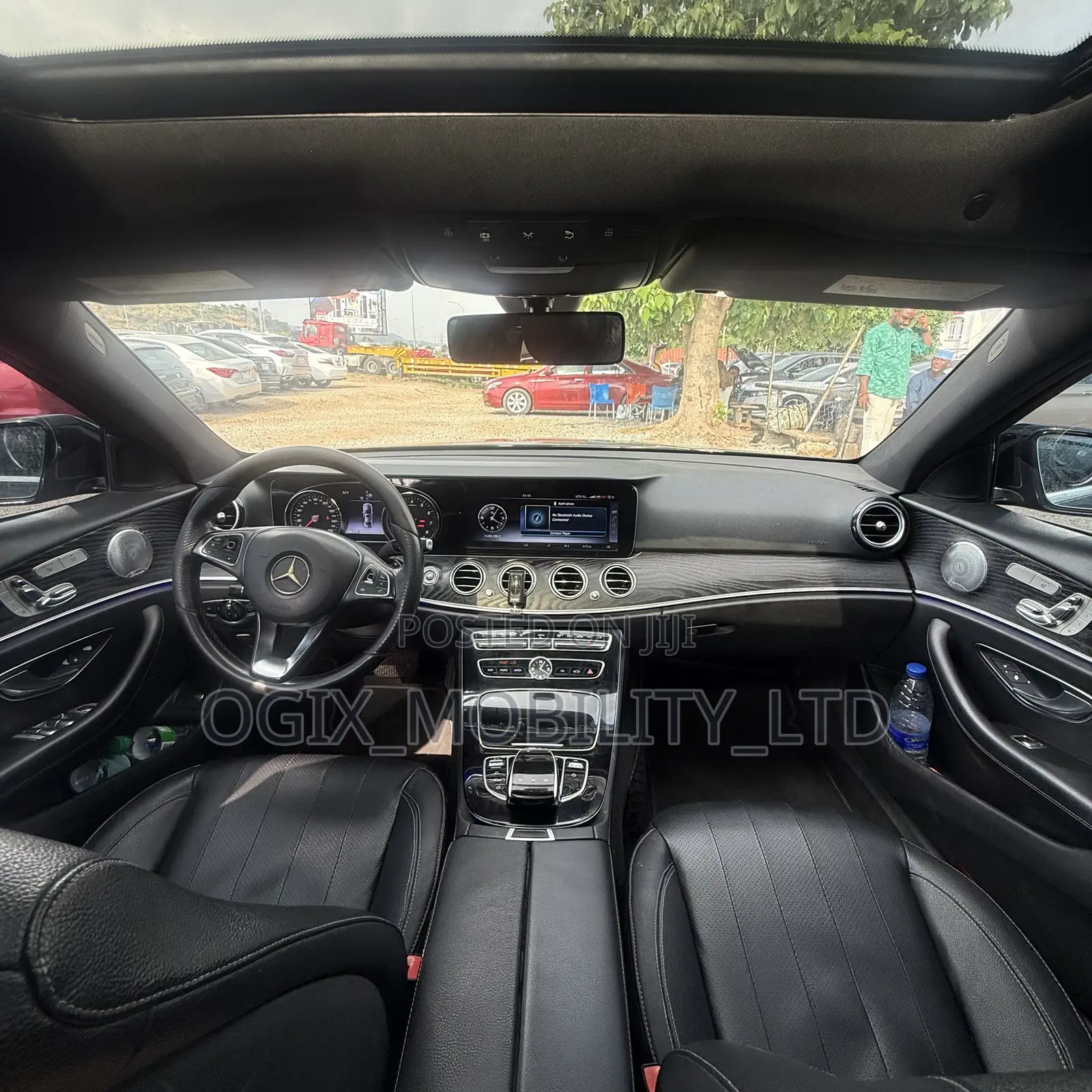 Mercedes-Benz E300 2016 Black