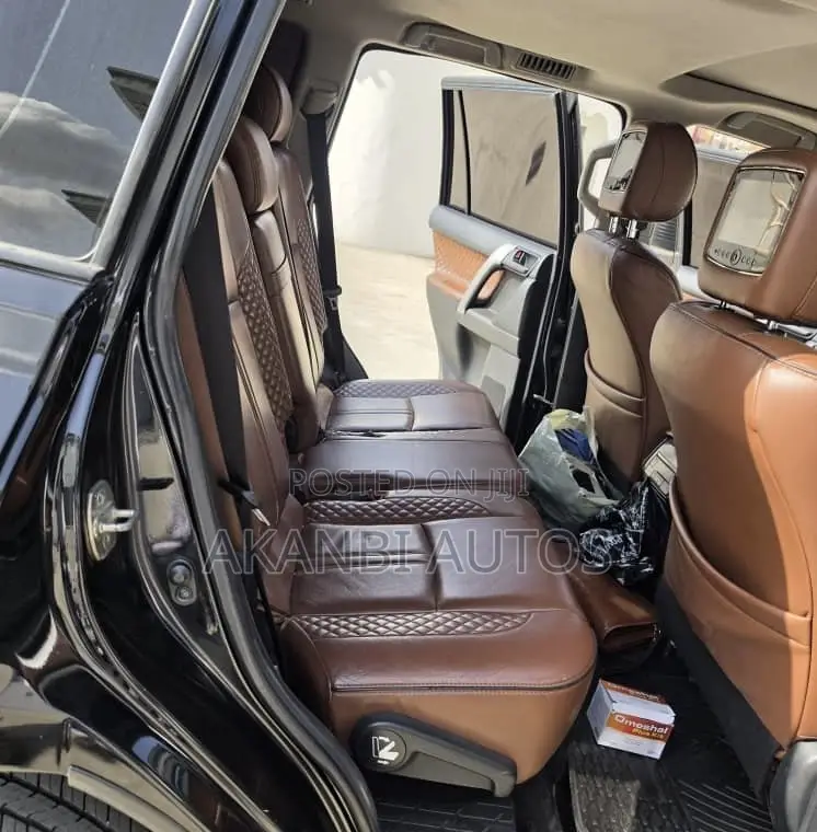 Toyota Land Cruiser Prado 2017 Black