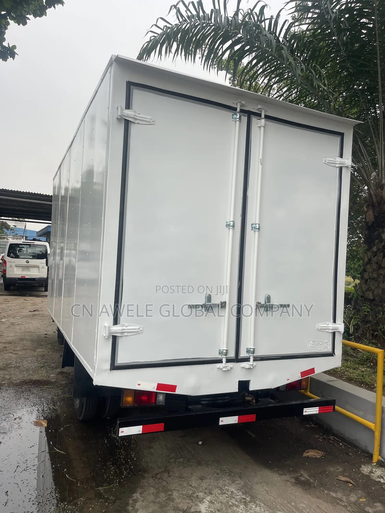 Isuzu Truck