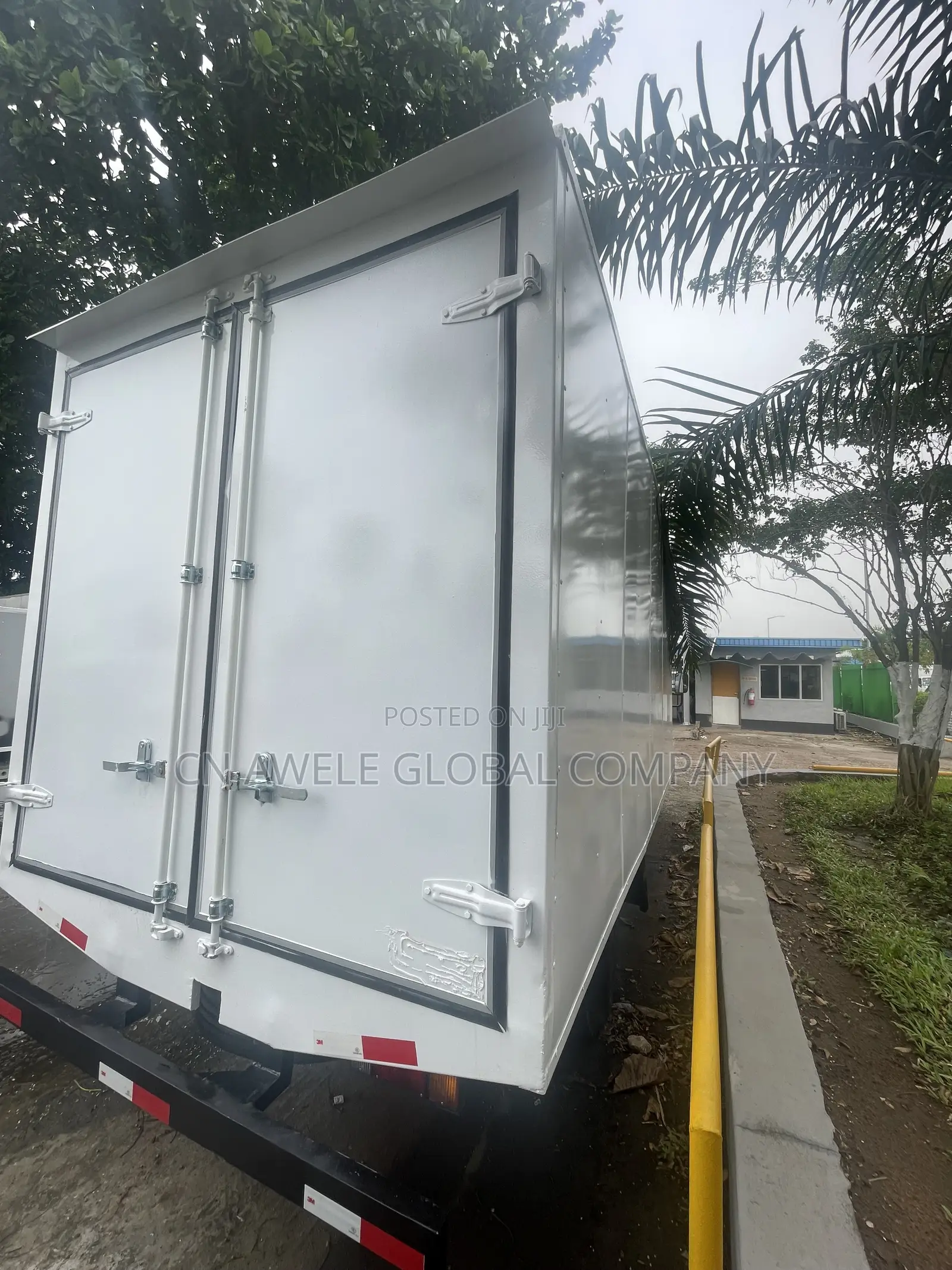 Isuzu Truck