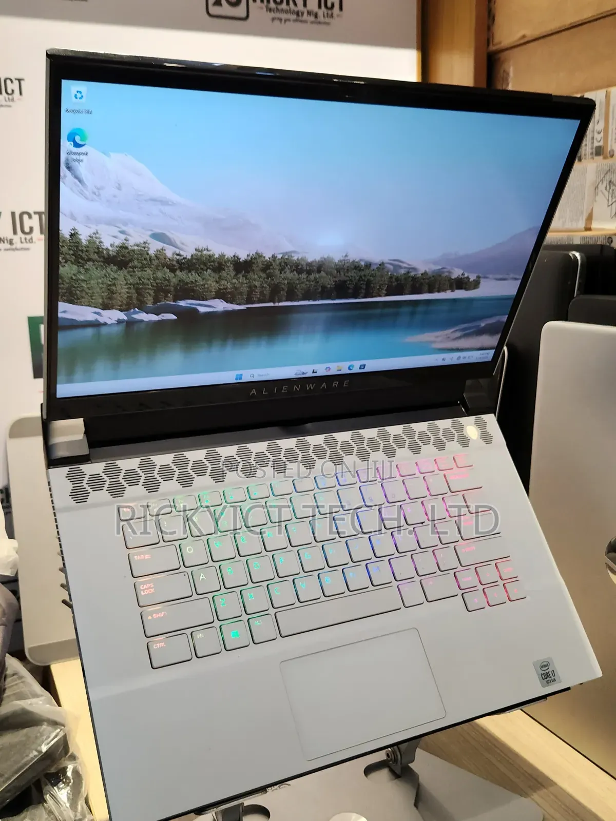Laptop Alienware M15 r3 16GB Intel Core i7 SSD 1T
