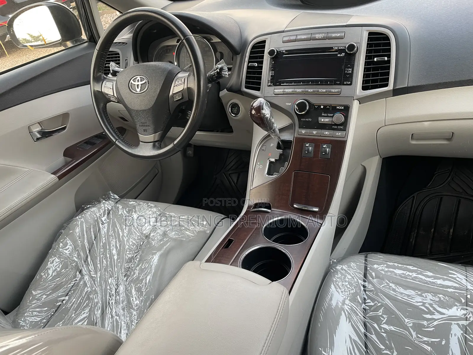 Toyota Venza XLE 2012 Black