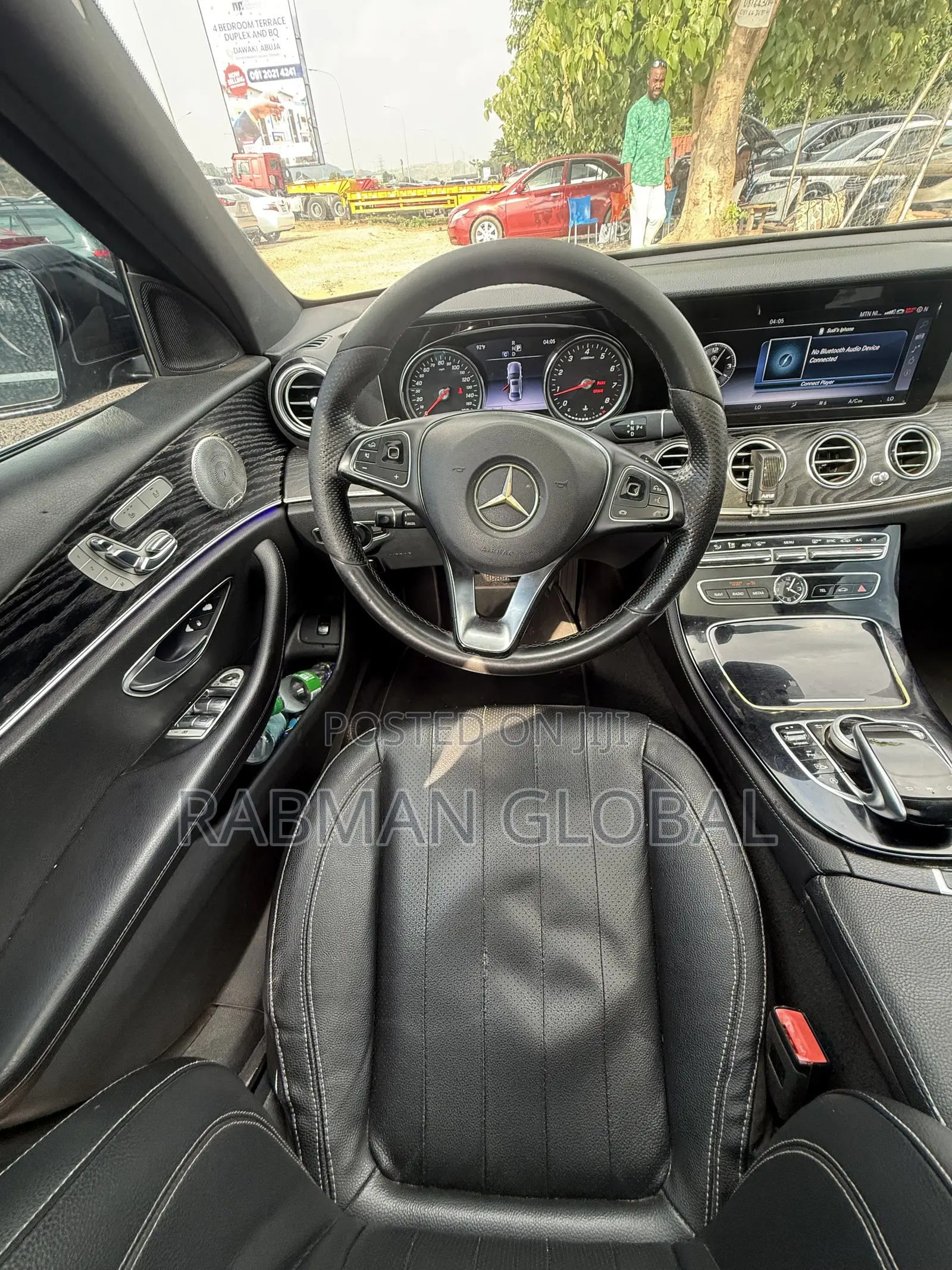 Mercedes-Benz E300 2016 Black