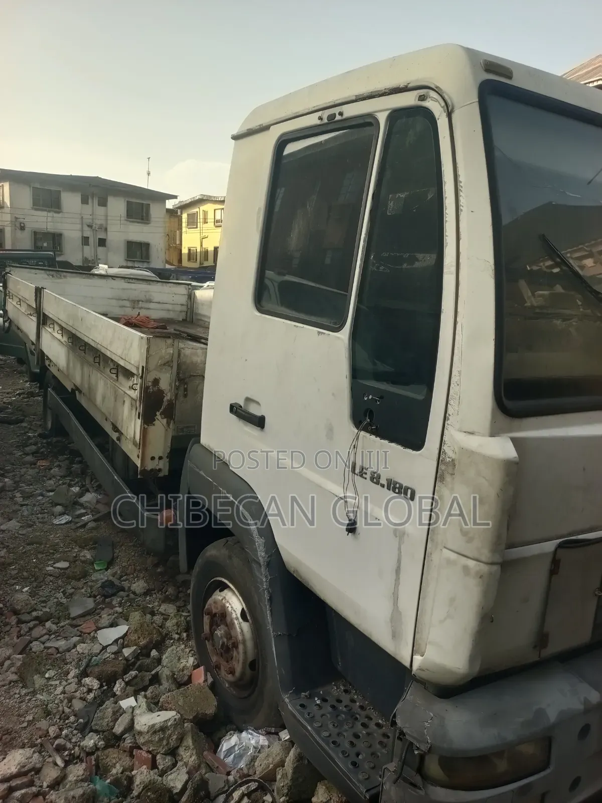 Man Le 8.180 Pick-Up Truck With Long Bucket (Foreign Used)